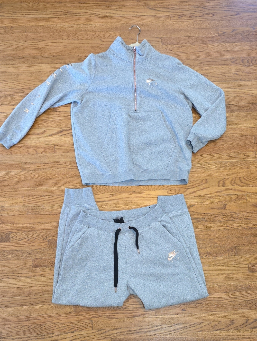 Nike Women's Grey And Rose Gold Pullover & Jogger Set Black Drawcord Size L